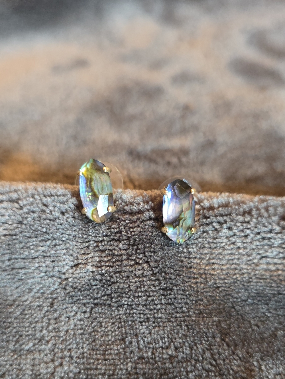 Kendra Scott Iridescent Blue Stud Earrings